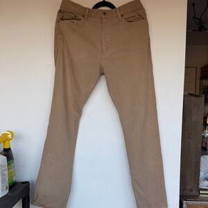 Levi's Beige Casual pants
